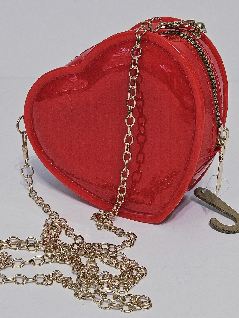 Heart Red Rubber Zippered Closure Crossbody Purse Bag with Gold-Toned Chain Link